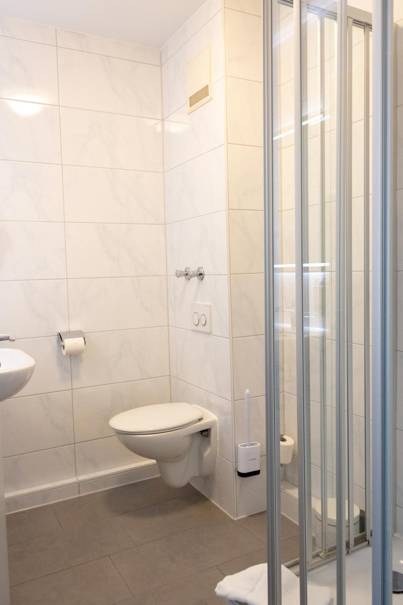 Hotel-Cocco-Bello In Der Villa Foret 루드빅스부르크 외부 사진