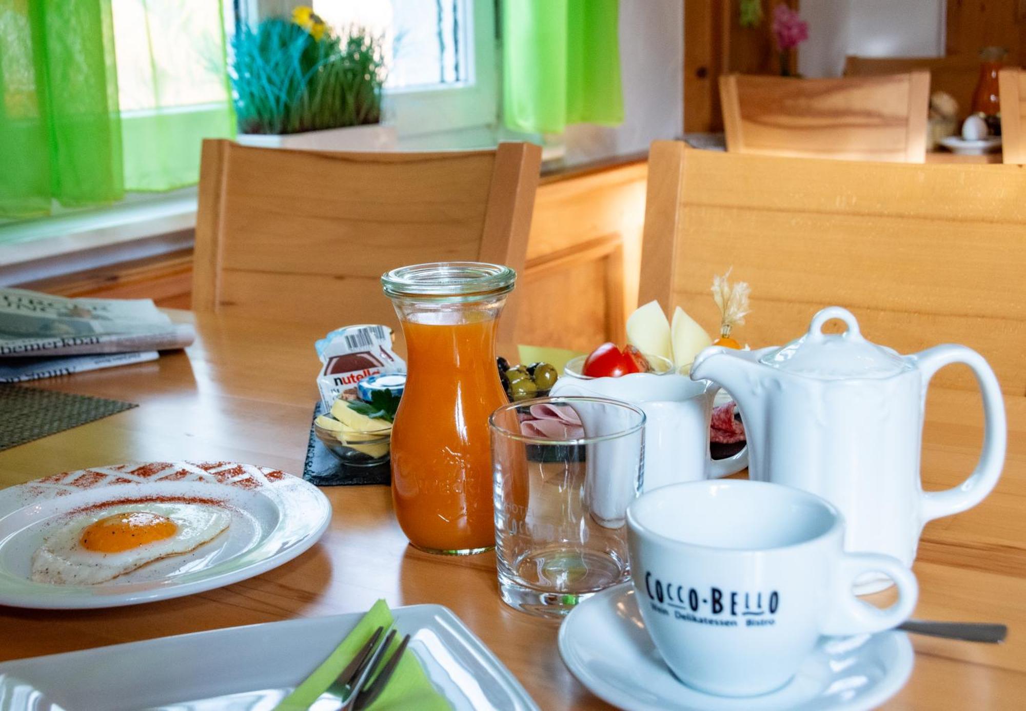 Hotel-Cocco-Bello In Der Villa Foret 루드빅스부르크 외부 사진